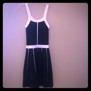 Parker Dress black and white stretchy M